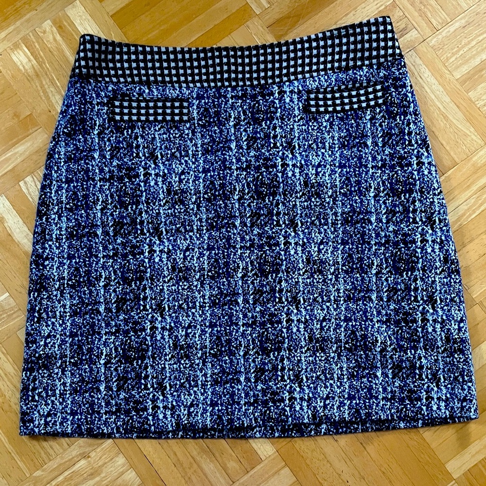 CAbi Reina blue black plaid houndstooth trim skirt EUC 6